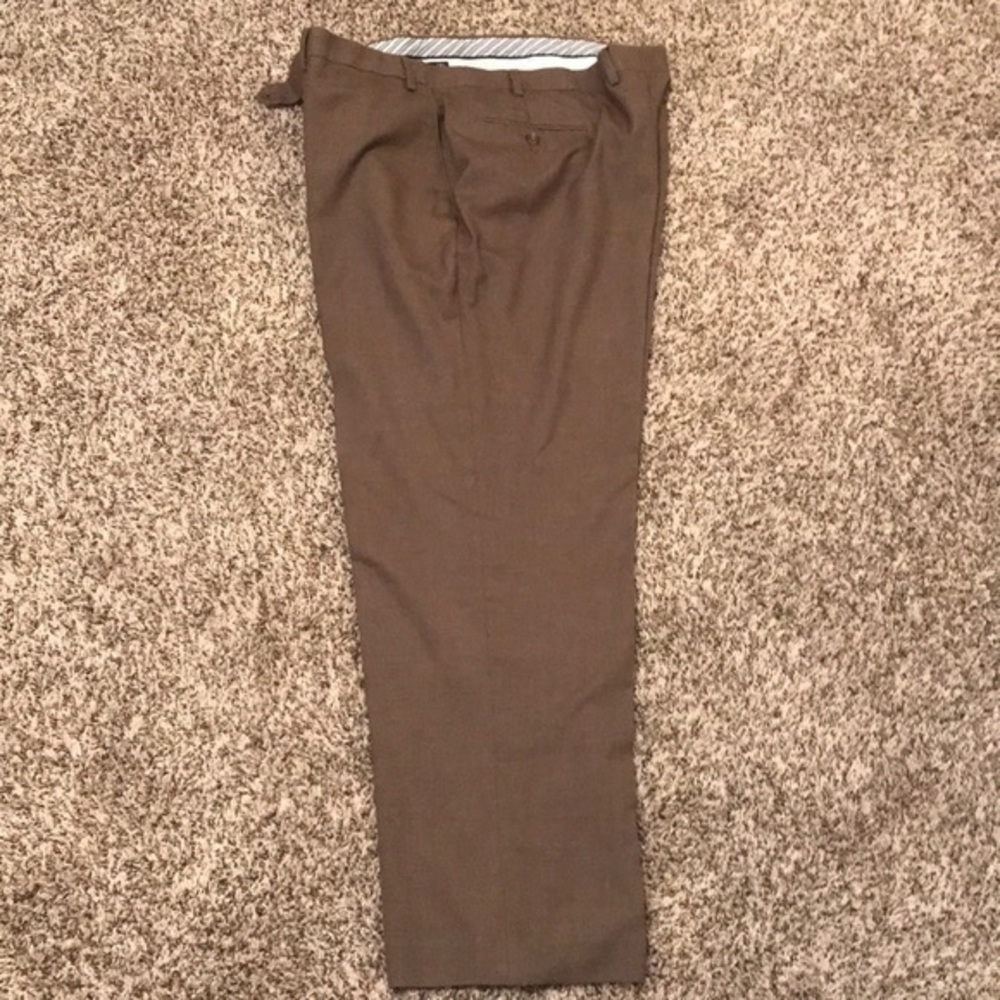 IZOD Men’s Khaki Pants SZ 42